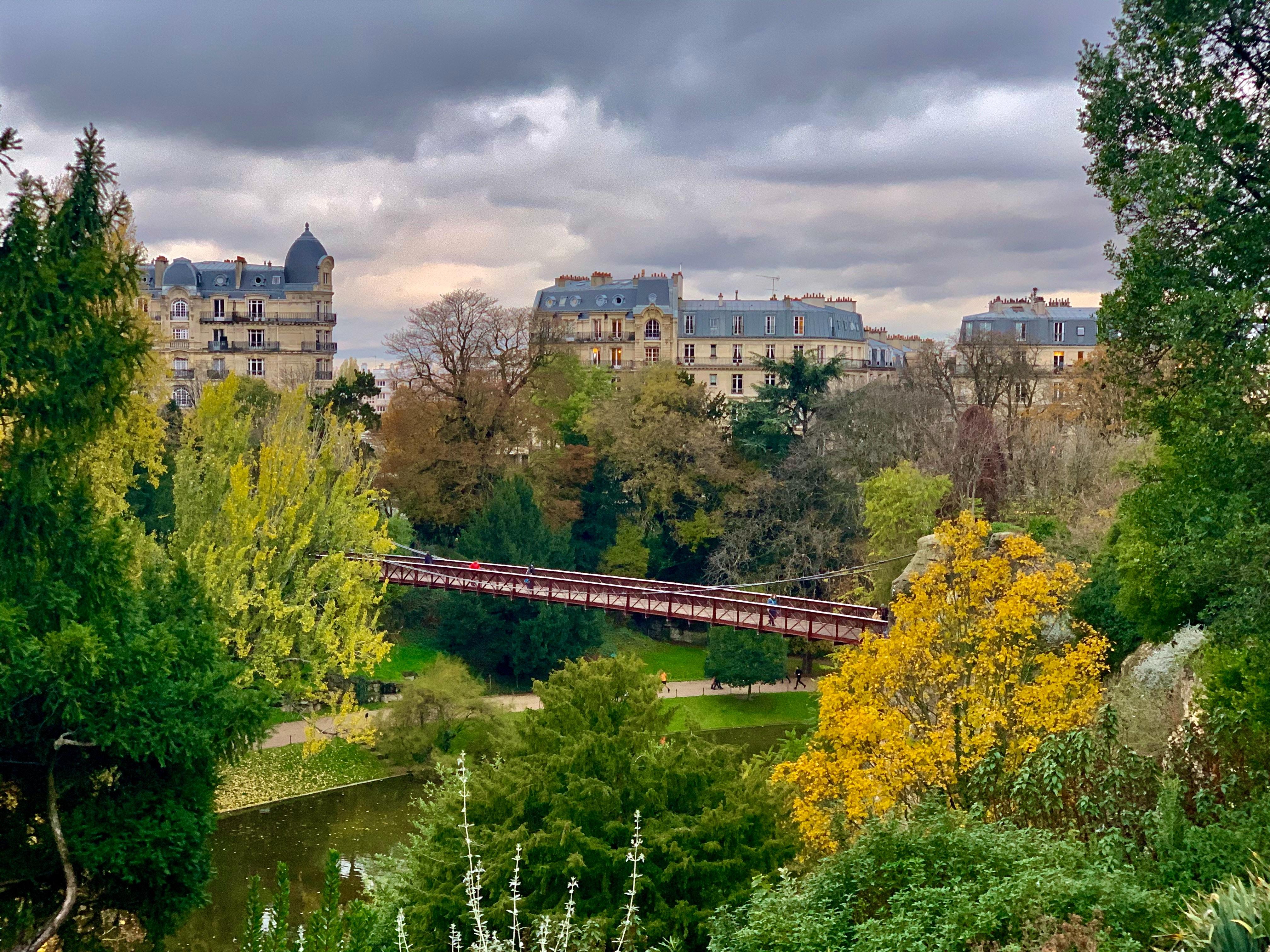 19e arrondissement de Paris : partez à la découverte des Buttes Chaumont